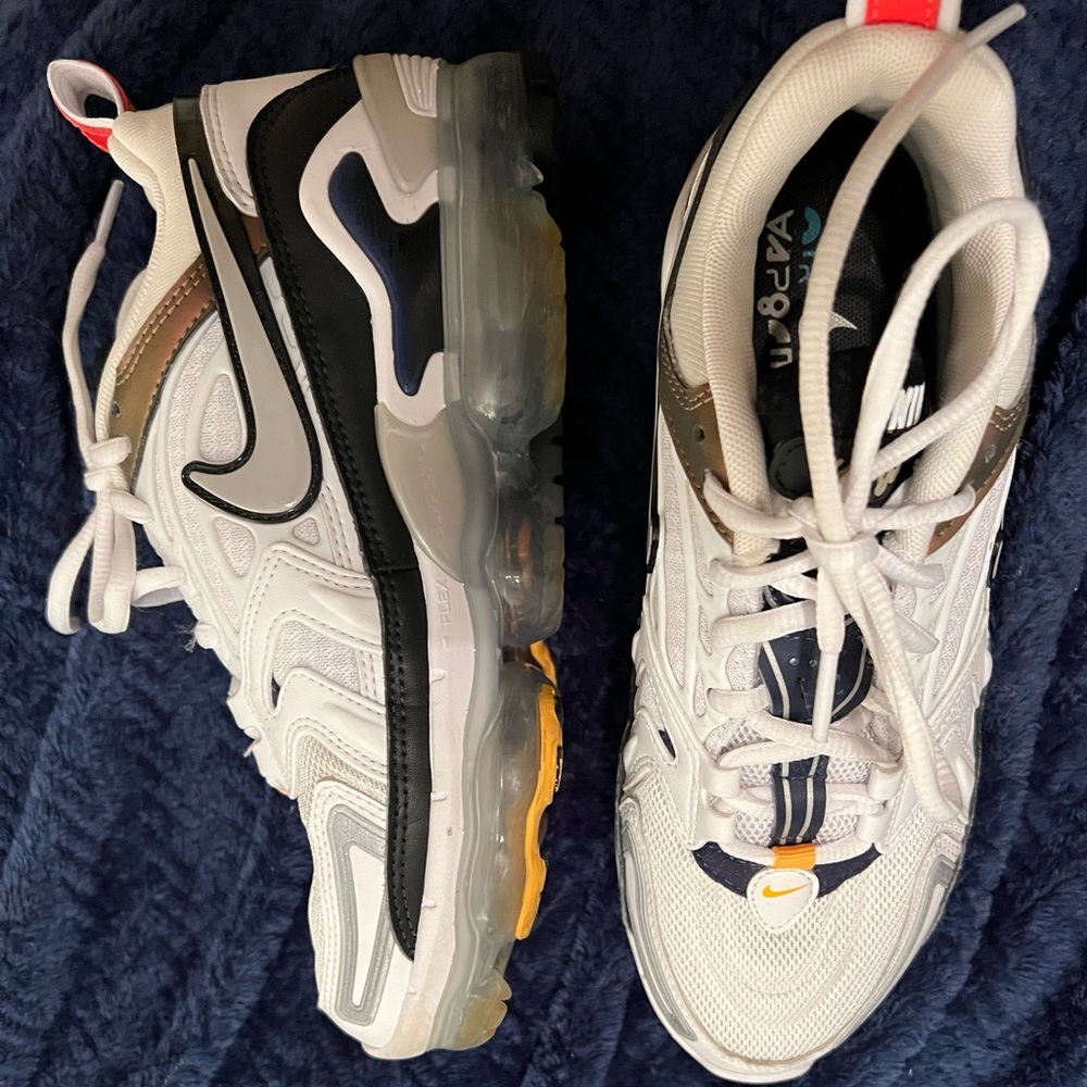 Wmns Air VaporMax EVO